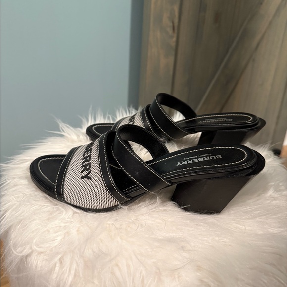 Burberry Black and Gray Honour Sandals - Picture 4 of 6